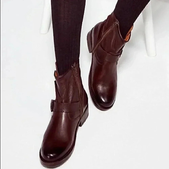 Frye Shoes - Frye Vicky Belt Buckle Leather Combat Ankle Boot